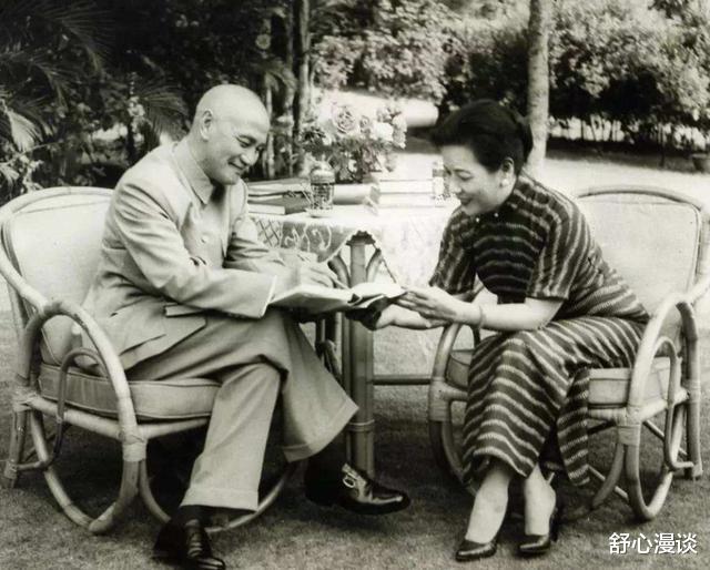 陈毅|蒋介石拿到十大元帅名单,唯独指着陈毅,对宋美龄说了句话