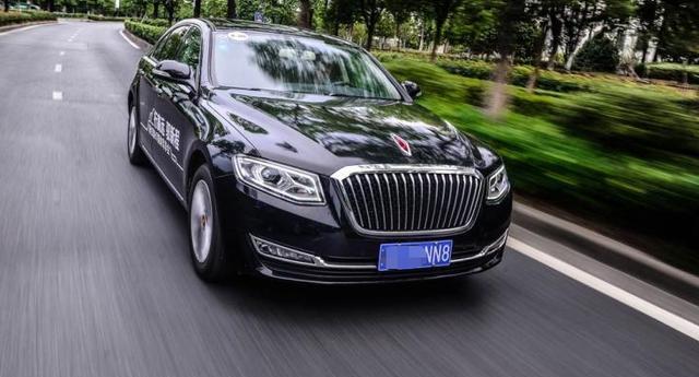 【亚洲龙】开完丰田亚洲龙，再换到红旗H7上，车主：对比后差距一目了然！