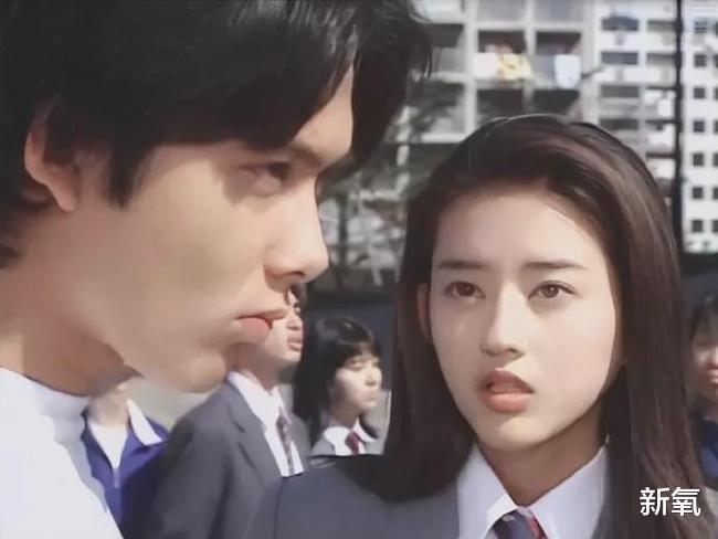 明星|好可惜啊！那些曾惊鸿一瞥偷走大家的心之后，默默的长残了的明星