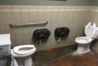 |?姑娘，钓鱼穿这样，确定能钓到鱼吗？