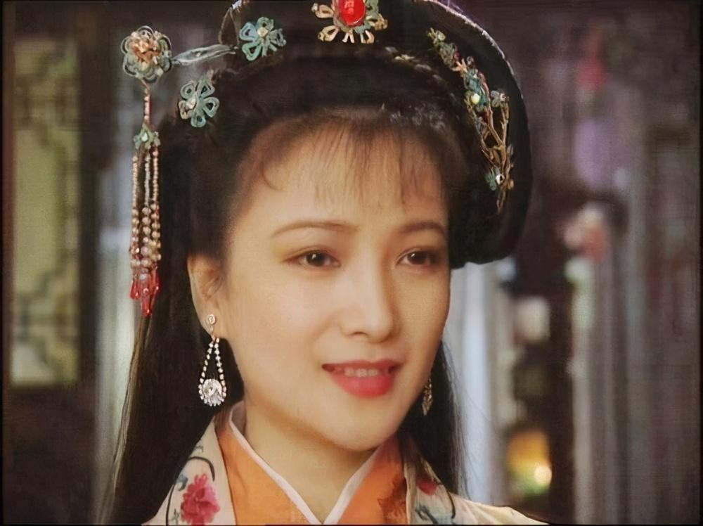 她是中國內地古典第一美人，演遍四大名著，患腦瘤後淡出娛樂圈-圖6