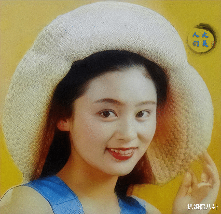 陈红|40岁张柏芝和52岁陈红同框,竟然输得很彻底!不愧是第一美人!
