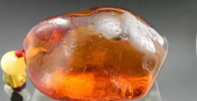 琥珀|不是所有原皮蜜蜡都适合盘,别瞎浪费时间!