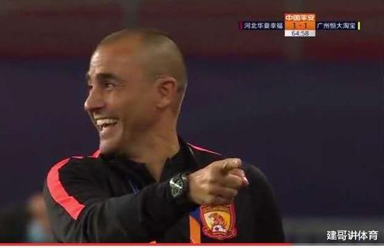 广州恒大|让1米9的大个子打左后卫！粤媒：只有卡帅敢这么做