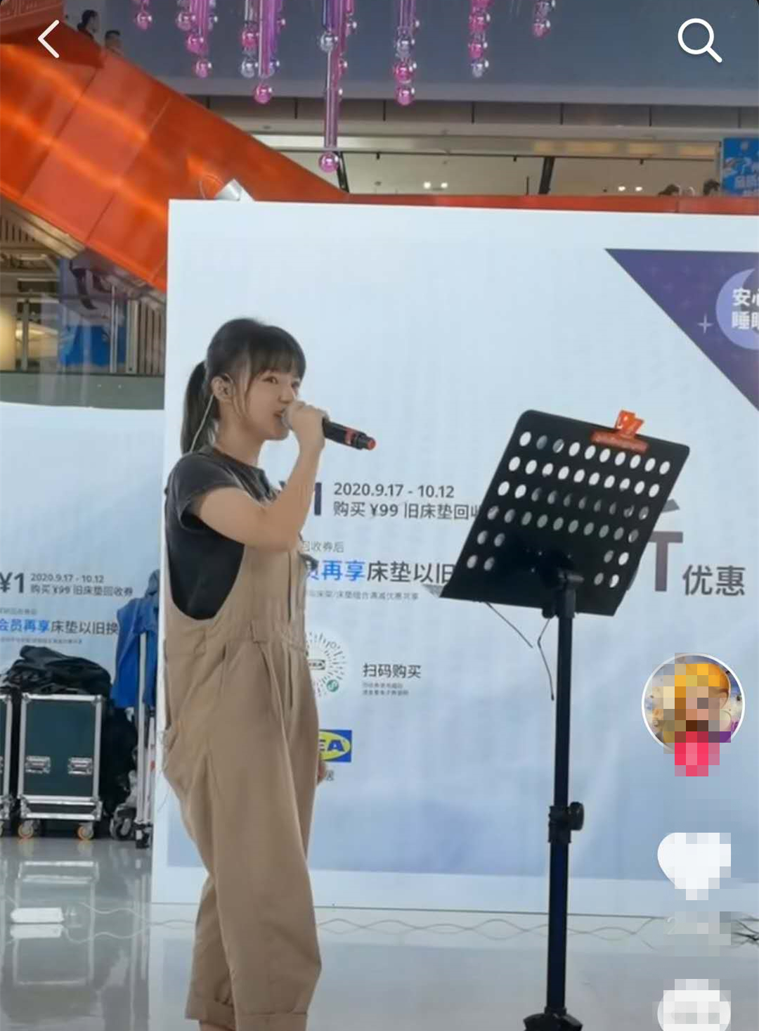 拥995.3w粉丝,线下颜值当场裂开