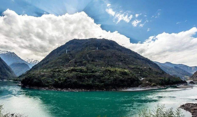 云南@云南“最穷”的州，对游客却十分慷慨大方，境内所有景点全部免费