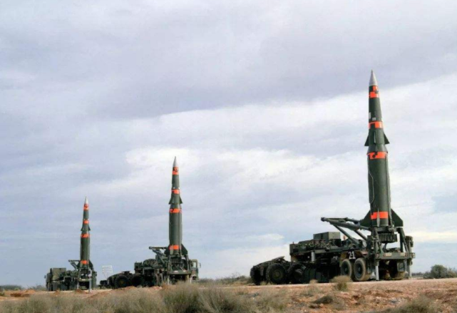 「中国国籍」为了拿百万年薪，放弃中国国籍给美国研制导弹，如今却想回国养老