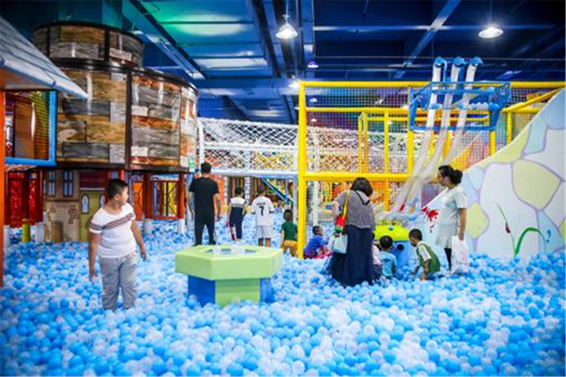 「正能量」“为什么不先救我孩子？”俩孩子落水，宝爸先救自己儿子被责怪