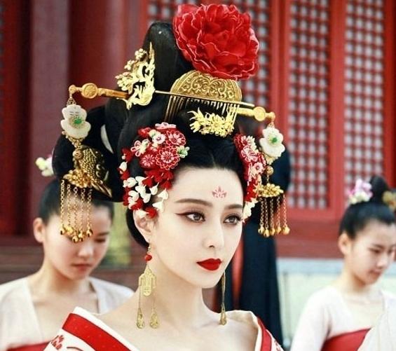 范冰冰|范冰冰：七夕为李晨隔空送祝福却换来无视，观众：即失望又合理