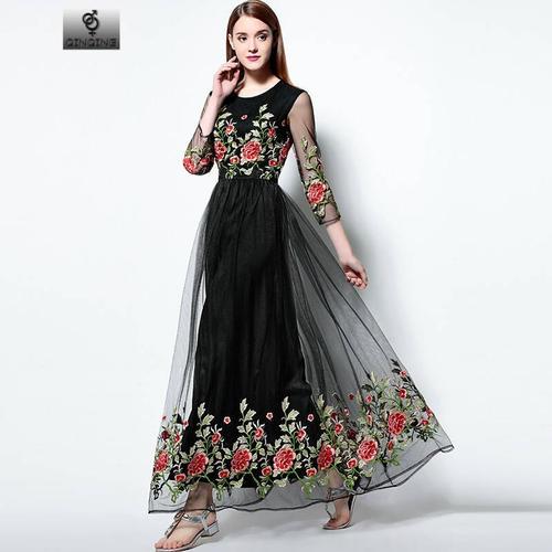 【郭碧婷】向太晒郭碧婷孕肚照！拍照特意用围巾遮肚子，向佐穿裙子意外好看