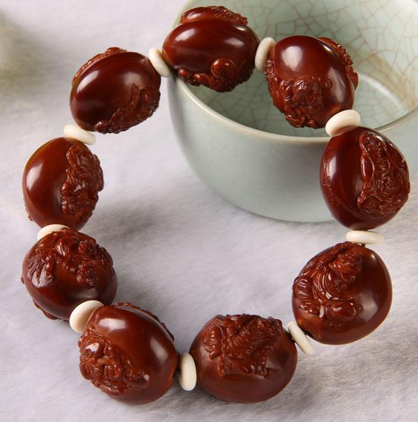 #橄榄核雕#橄榄核雕的盘玩保养