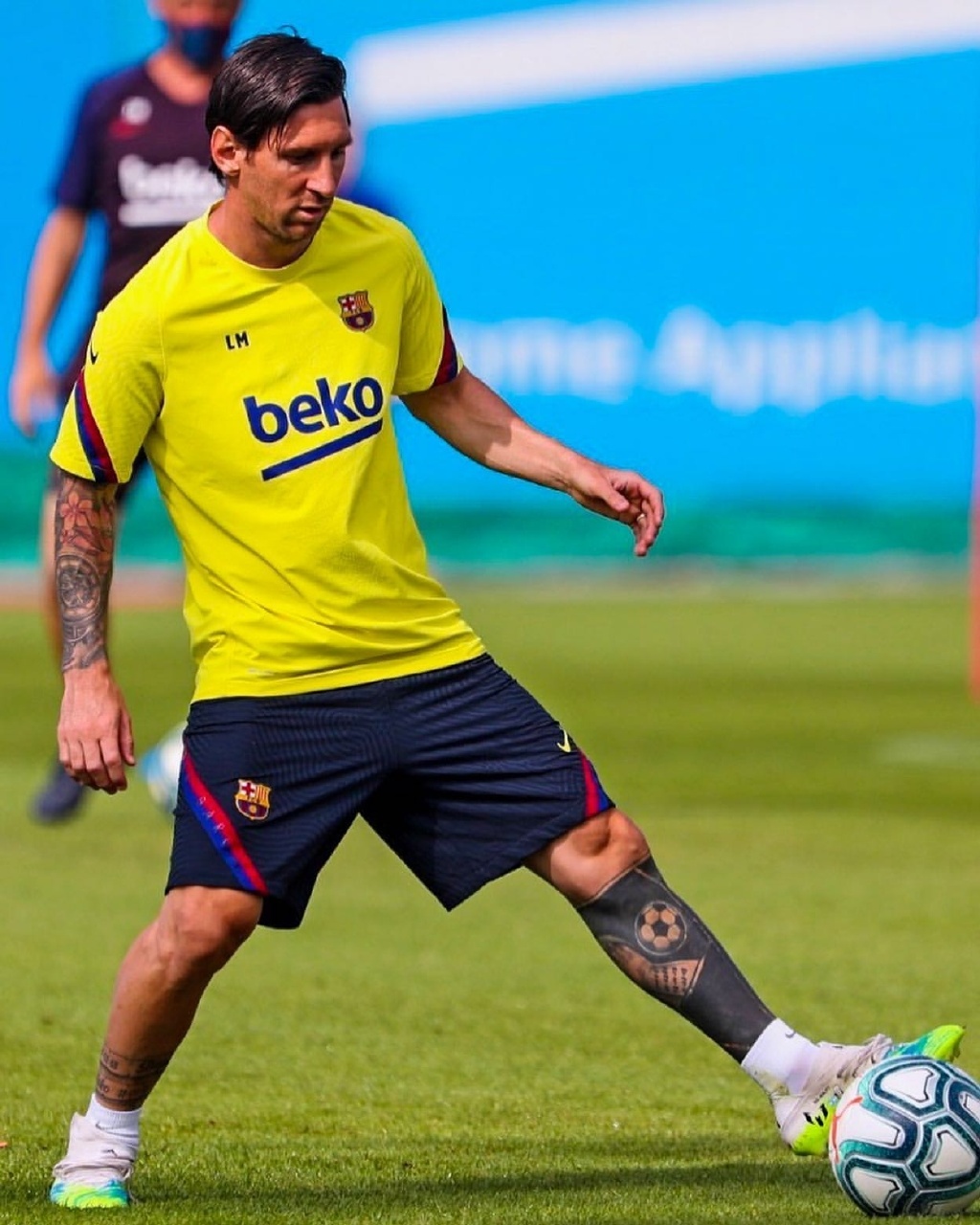 『巴塞罗那』劳塔罗内少都不算啥！巴萨完成最重要“签约”，那个男人留下来了