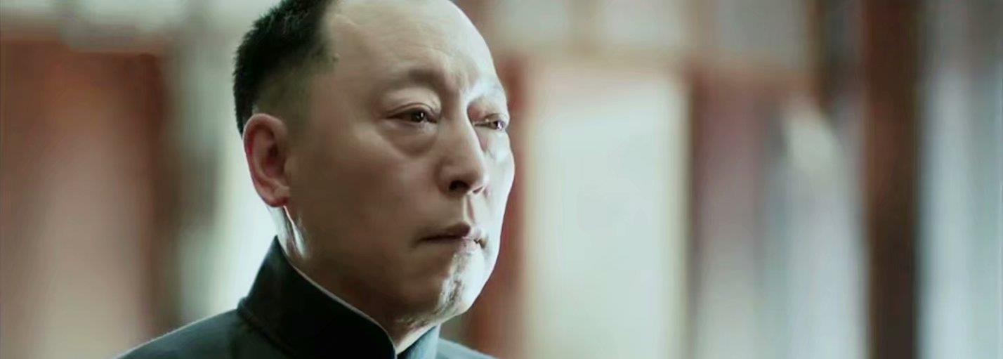 「潜伏」精彩不输《潜伏》，这部剧凭庭审一集便可列谍战剧前五