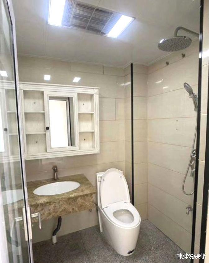 「」新房交给小舅子装修,全包花了14万,入户玄关是拿来当跑道吗?