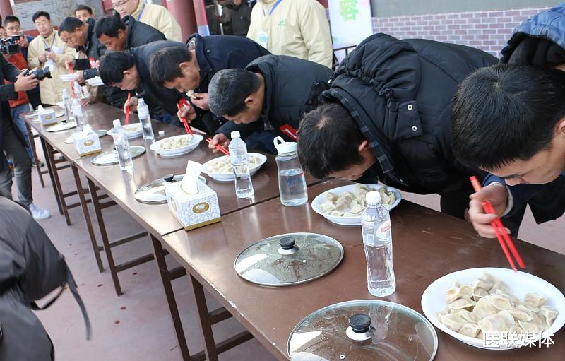 『疾病』寿命长的女人,身体多有“3大”,能占上一个也是好兆头