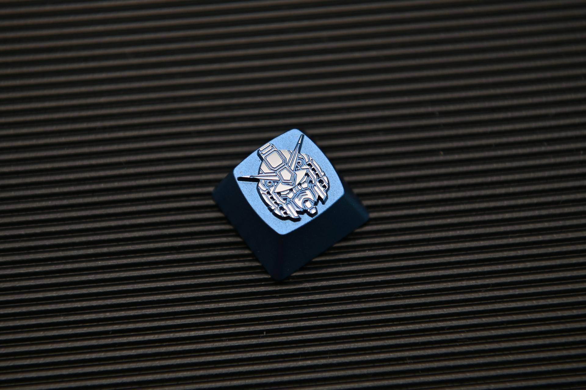 芯片|胶佬心中的经典 ZOMOPLUS x ikbc高达金属键帽