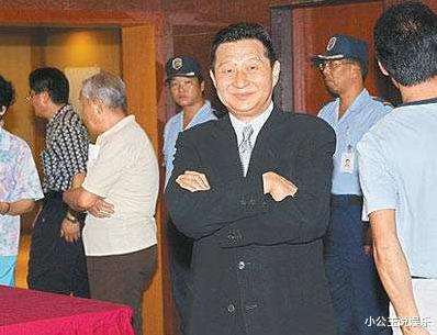 何念|日本痴情富豪，迷恋中国女神30年不结婚，55岁如愿抱得美人归