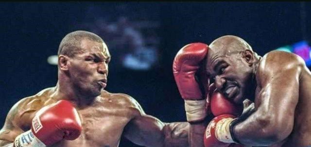 『死神方便』尴尬了!方便无意间竟拆台一龙,直播时坦言他也打不过53岁的泰森