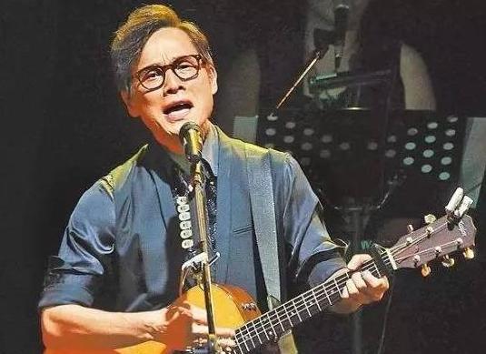 『罗大佑』弃医从乐的罗大佑：28岁出专辑无人理睬，一经发表轰动乐坛