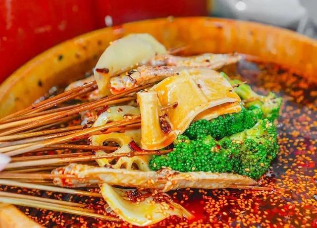 |4个为了吃，也要请假去一次的城市