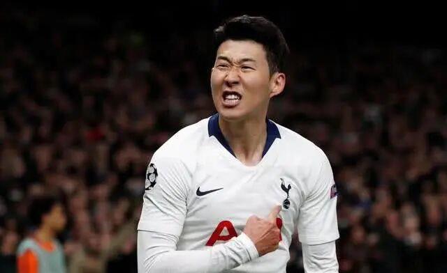 『武磊』21世纪亚洲足坛top30！武磊遗憾落选，孙兴慜仅第二，第一争议大