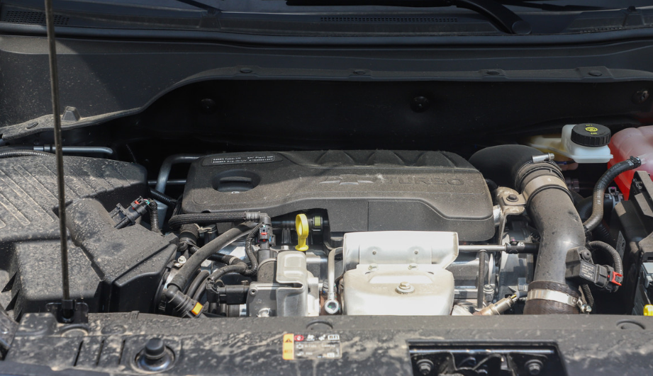 起亚汽车|别和“银子”过不去，从11.47万降至7.47万，沃兰多不香吗？