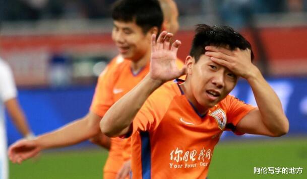 『国足』恭喜李铁!国足又喜迎王牌指挥官助阵,曾用传球击垮日本后防线!