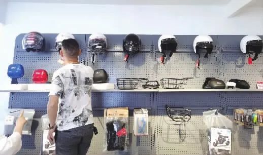 「杭州」一夜之间，头盔价格暴涨！警方提醒……