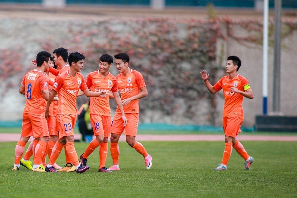 「曼奇尼」国足出了人才!鲁能队内对抗赛,段刘愚发挥出色,留洋路任重道远