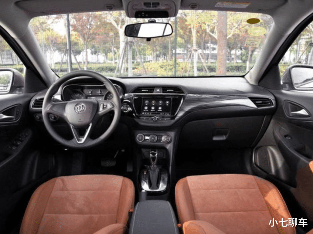 『试驾』被“冷落”的合资车！比大众宝来帅气，百公里油耗4.7L，8.39万起