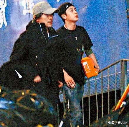 周星驰|陈冠希谈周星驰：星爷这两部电影对我来说非常重要，生气难过时一看就开心