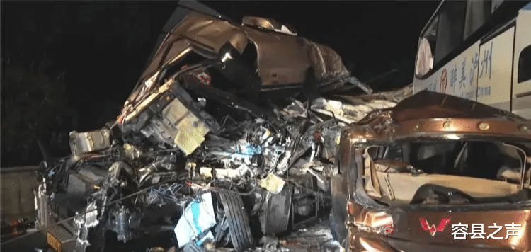 四川省|突发!广西4车连环相撞,2人不幸遇难