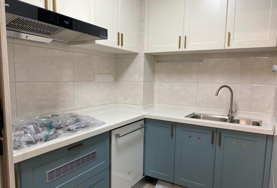 |新房全屋打扫干净，效果很漂亮，电视墙非常满意，坐等家具进场！