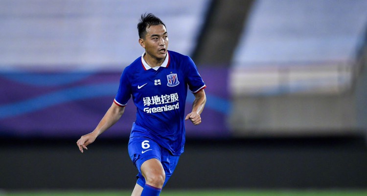 上海申花|踢不动了，申花33岁水货老将又被打穿，两战恒大送对手3球