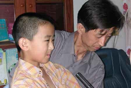 他被认为是“神童”，曾威胁父母不买房就不考博，如今变成这样