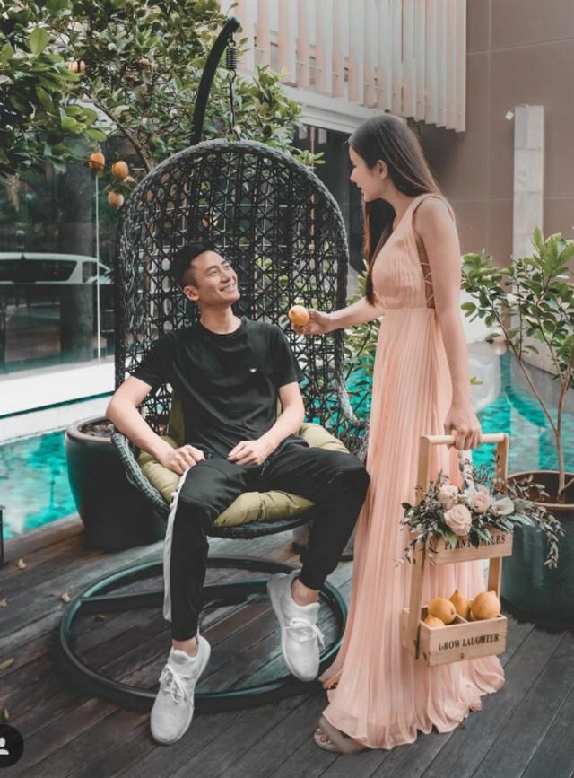 []东南亚第一名媛！美貌惊人每月220万零花钱，把小12岁男友熬成爹