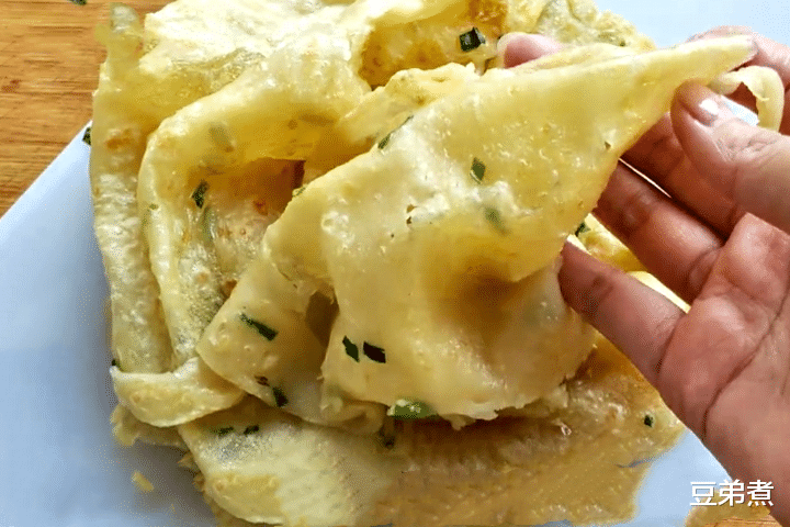 包子|夏天，早餐多吃它，烙一烙2分钟上桌，暄软劲道，比油条还好吃