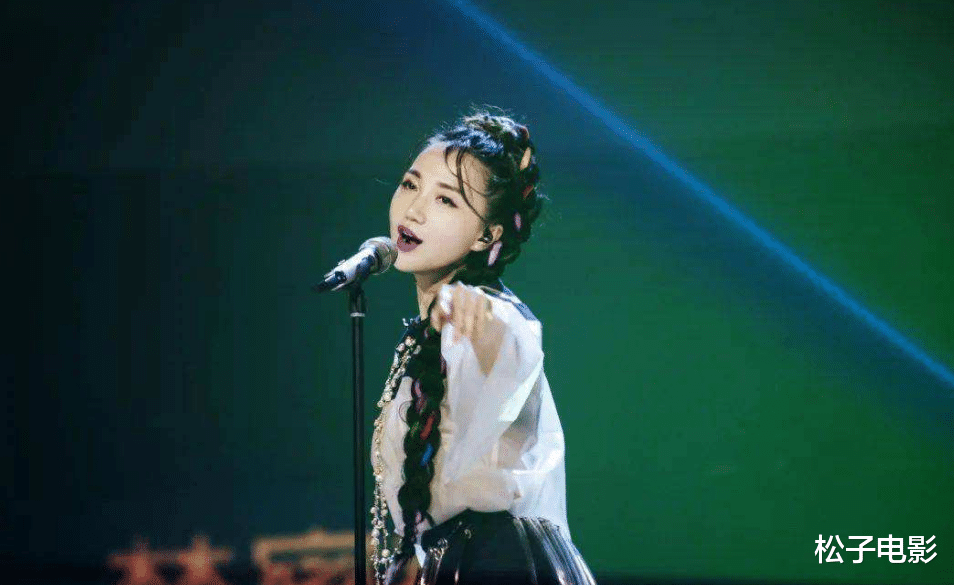 「孟佳」网传《浪姐》二公排名：张雨绮组排名第一，孟佳组舞台效果好