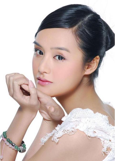 饶敏莉|17岁登上春晚，当红时嫁给送餐员的饶敏莉，今把丈夫捧成双料影帝