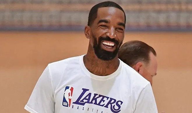 长沙|14个三分湖人纪录！波普赛后太淡定，浓眉45年来首人，JR：今天出汗了！