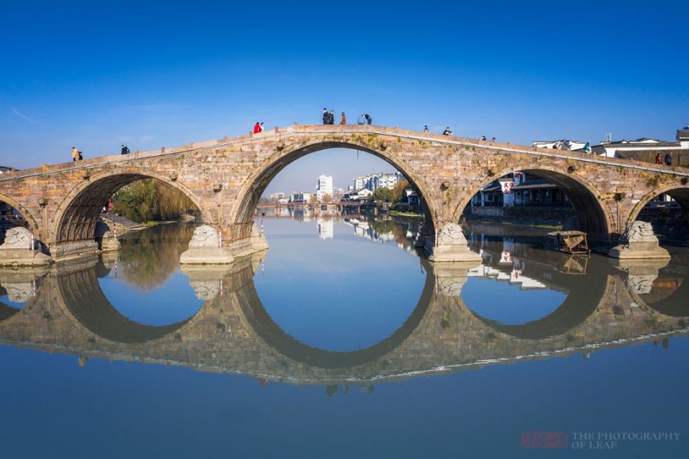 杭州 杭州市郊的塘栖古镇，为何老杭州人年前都往那跑？看完你也想去