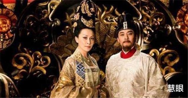 #狄仁杰#狄仁杰死后，儿媳发现1张密信，证实他和武则天的隐秘关系