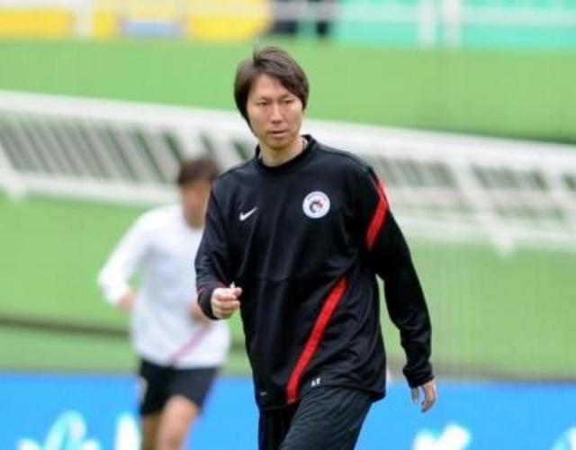 李铁■郜林接受采访语出惊人！难怪李铁这2场热身赛能够大胜上海