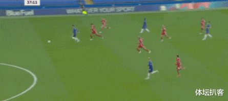 切尔西|蓝军5300万巨星超级单刀不进！7分钟后遭暴击：场上变成10打11