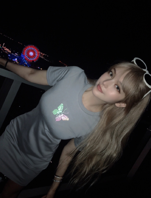 「周扬青」周扬青变美全靠“重造”？看了她16岁的照片，网友：翻版贾玲