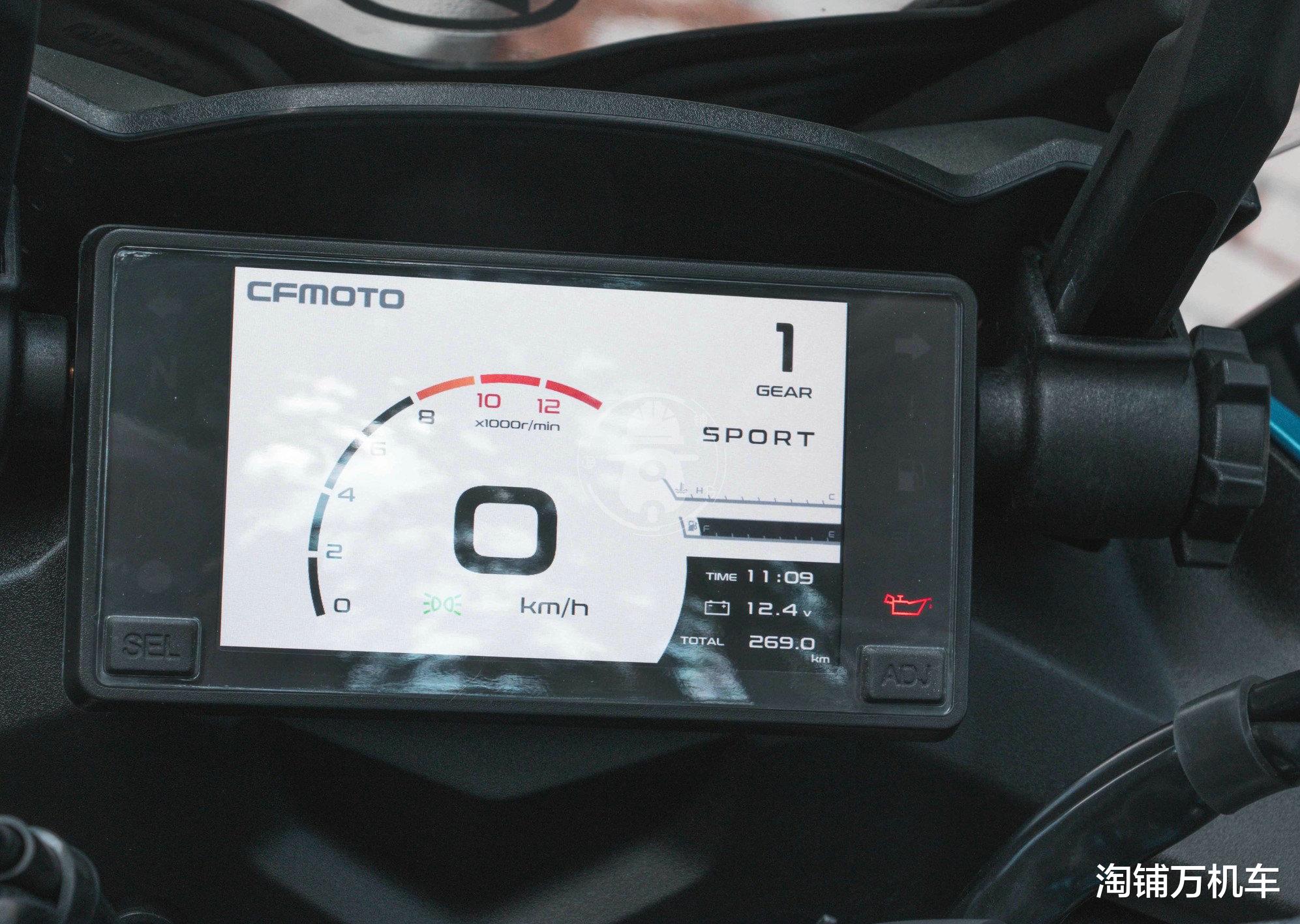 春风650|仿赛外观下的长途利器 颜值品质的双重输出 春风650GT浅析