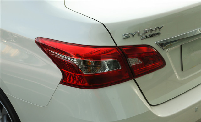 日产轩逸|轩逸经典很适合家用，三大件让人放心，可清楚了这些再下手也不迟