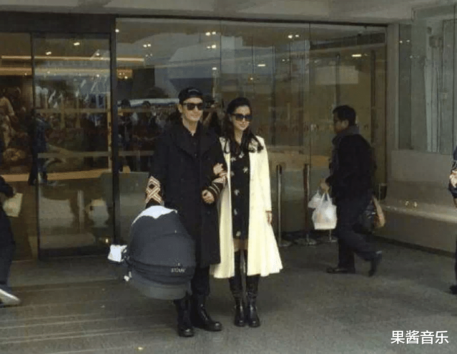 「郭碧婷」郭碧婷怀孕偷拍照首曝光，我看到了女人最难以启齿的一面