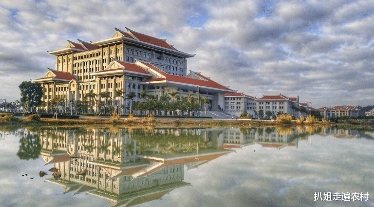 厦门|我国有两座城市：一线的房价三线的工资，只适合旅游，不适合定居