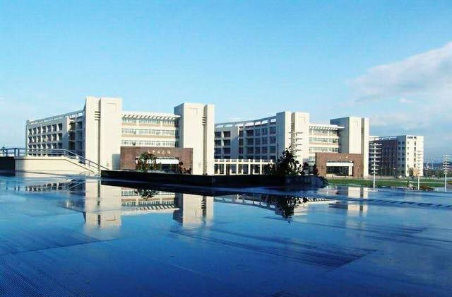 高校|我国最好的4所“邮电”大学，就业率高，适合不同分数学生报考！